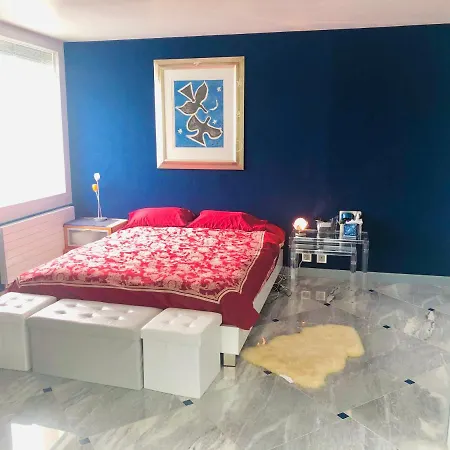 Διαμέρισμα Lakeview | 65 *